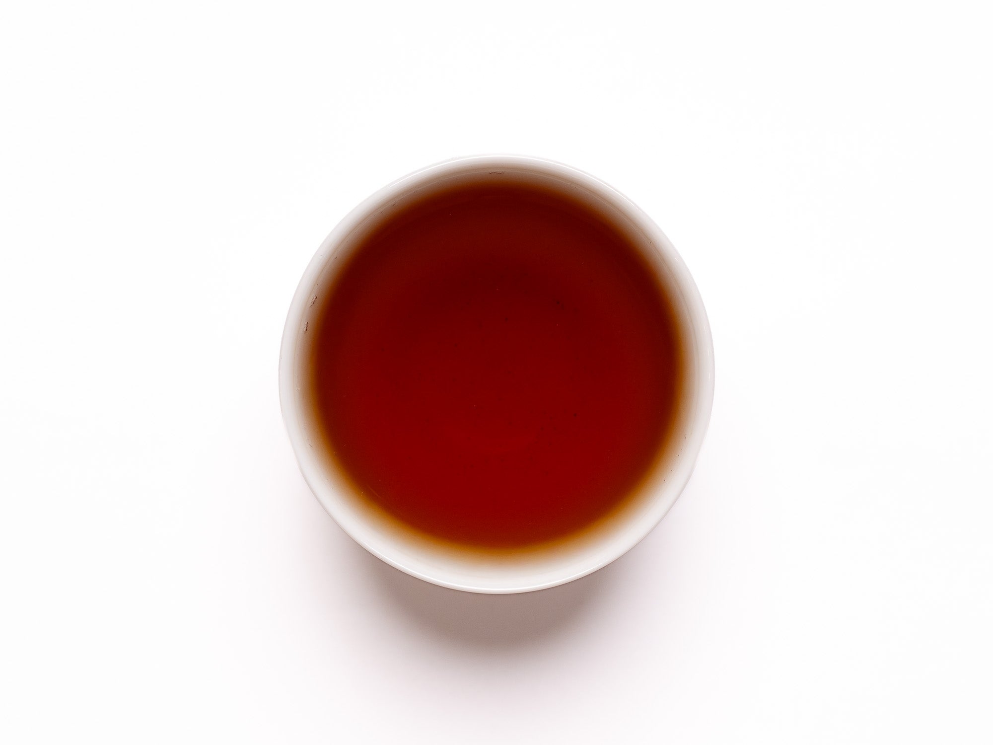 Infusión de oolong Dong Ding envejecido en taza pequeña