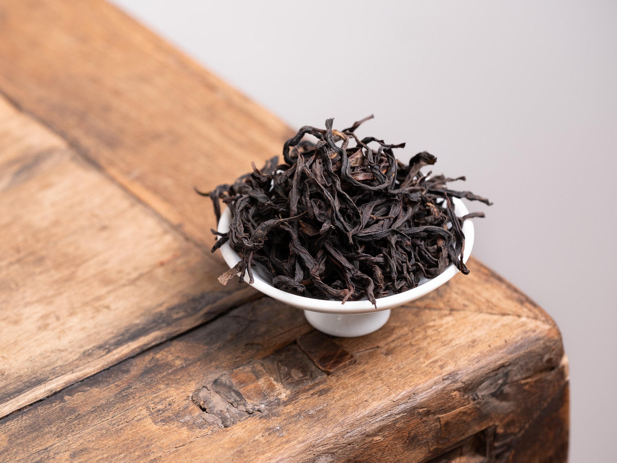 Hojas de té Oolong Dancong Mi Lan Xiang Laocong de Wudong en tapa de gaiwan